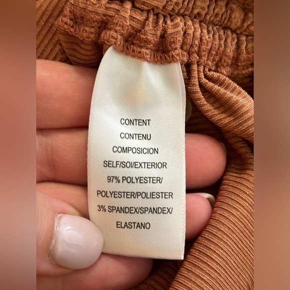 NWT sz M Wayf ribbed crew neck ruched side rose rust long sleeve top - Picture 6 of 6